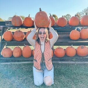 Meet your Posher, Caroline